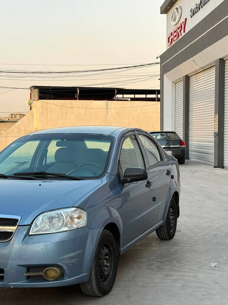 سلام عليكم للبيع بسعر مناسب 57$ و بيها مجال
شوفرليت افيو موديل 2008 
شرط بدون قطرة صبغ شرط حت دعاميات بدون صبغ 
مكينا و كير شرط 
تبريد ثلج ❄️ 
طخم امامي + خلفي كلو جديد 🆕 
مكان سيارة موصل حي تأميم فرع المحطة مكتب الاسطورة ***********
