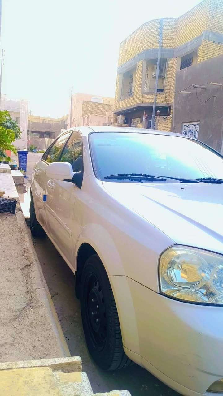 اوبترا • ٢٠١١ • حادثه خلفي