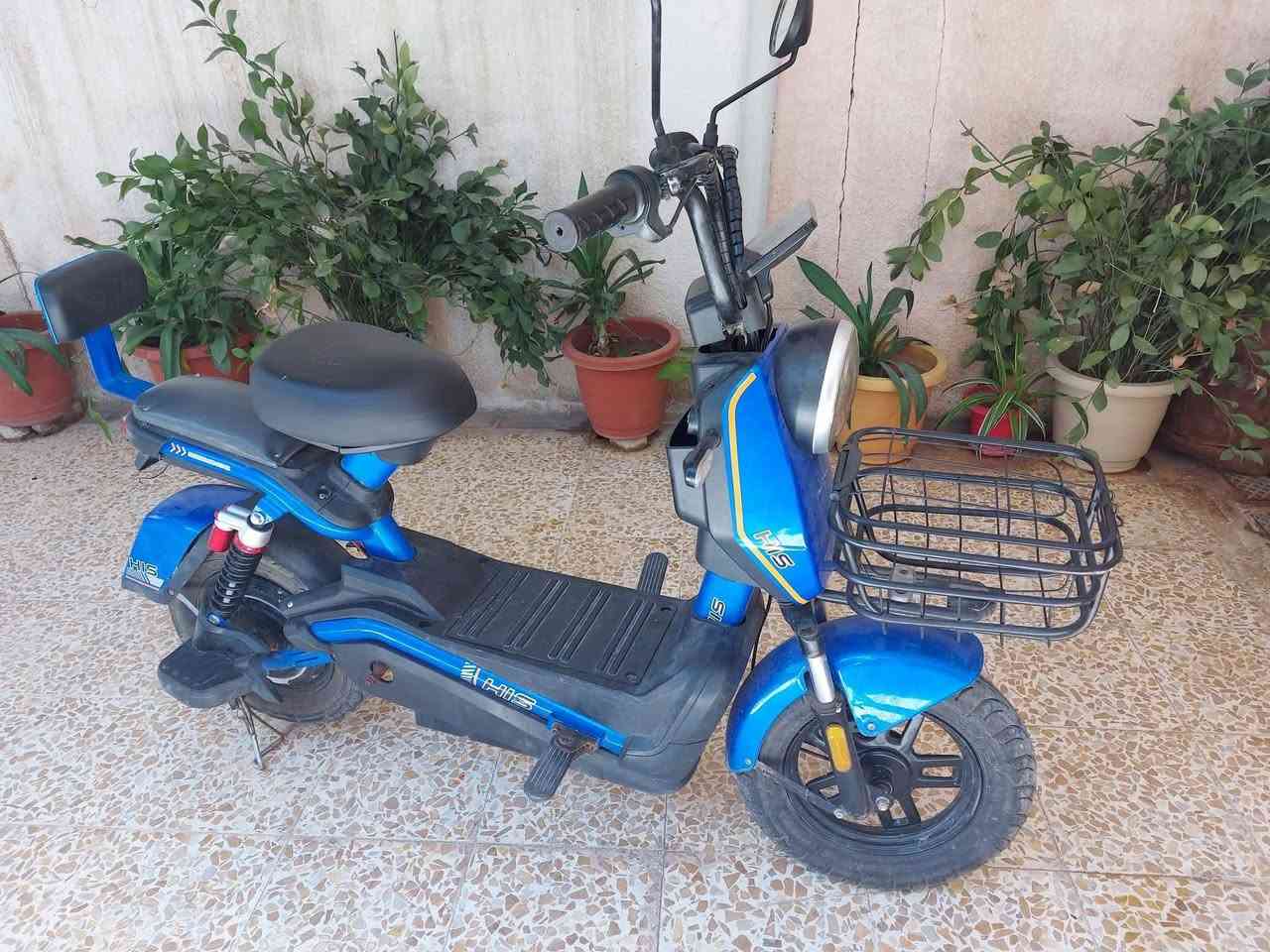 دراجة شحن للبيع حجم 14 دبل بطاريات نضيفة وعلى الفحص  الموقع موصل حي القاهرة سعر 260وبي مجال للطيبين رقم *********** وبي واتساب
