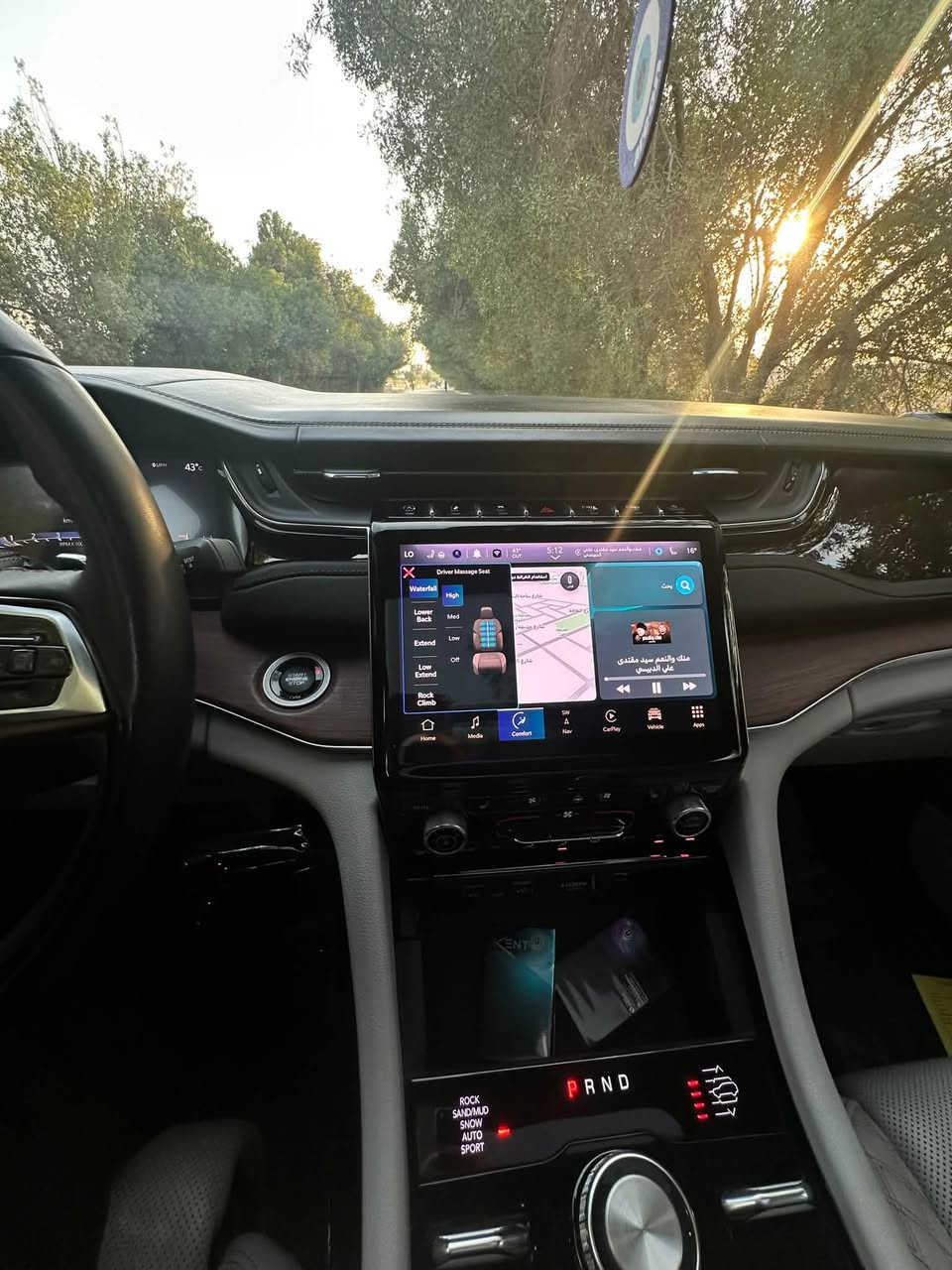 جيب سمت ريزرف(فقط للبيع)
الموديل :2023
المحرك : . V6. 3.6L 
1c4rjkegop8722540:رقم شاصي
المواصفات :
* دفع رباعي 4x4 . 
* نظام تعليق هوائي (جكات). 
مساج كشنات
كاميرات عدد (7)
السعر//36$
***********
