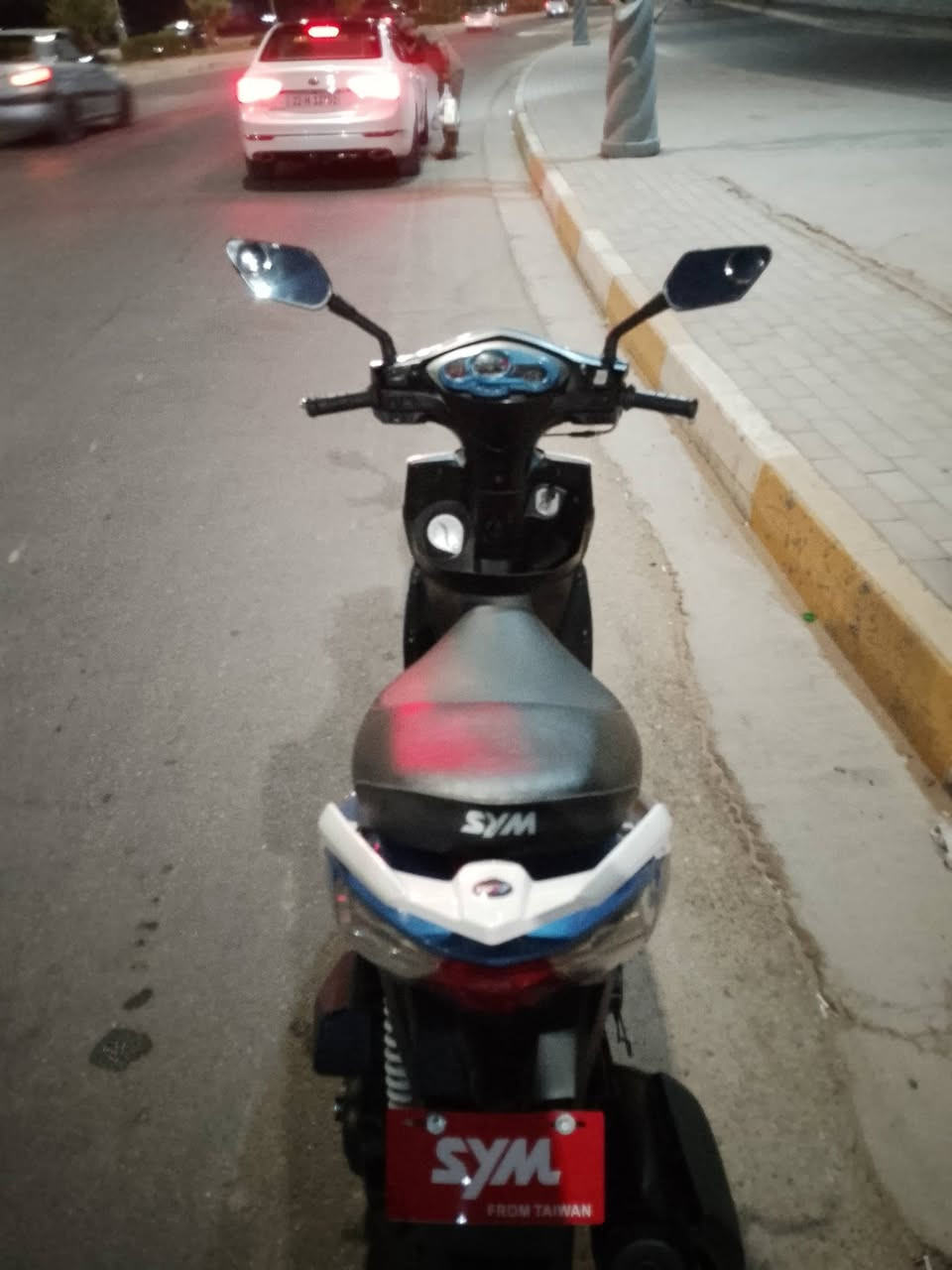 للبيع سايم نحله رمبه ياباني دراجه جديده حيل شخط مابيه سبانه ماممدوده عليه مكفوله سعر 900 بدون اوراق العنوان داخل الرمادي رقم الهاتف ***********
