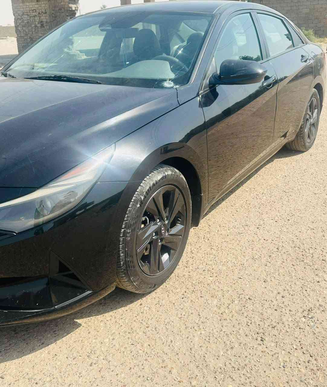 السلام عليكم  اللنتره للبيع موديل23 ماشي حقيقي 50  رقم بغداد باسمي   وارد امريكي مكفوله من التبديل كفاله عامه بخم كبس بلادي بدون صبغ فقط مكان الرقم الخلفي صبغ الباقي مكفول
 المواصفات 
رادار خلفي 
رادار جانبي
توقف ذاتي
بصمه تشغيل 
بصمه ابواب جنطه
تحديد مسار ترحيب
تحكمات  وبعد بيه مواصفات 
مكاني بغداد الزعفرانية 
***********
السعر145 وبيه مجال  للشراي
