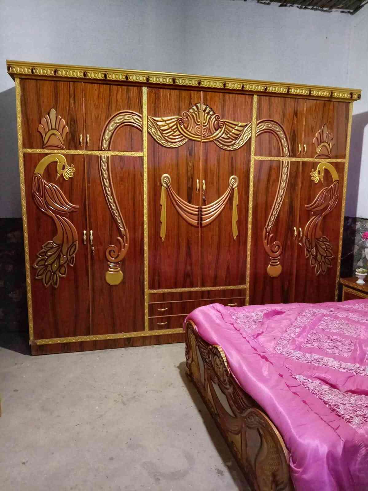 غرفة نوم للبيع صاج عراقي داخل خارج الغرفة نظيفة بمعنى الكلام السعر ٨٠٠ وبيها مجال العنوان قضاء الرمانة للاتصال ***********
