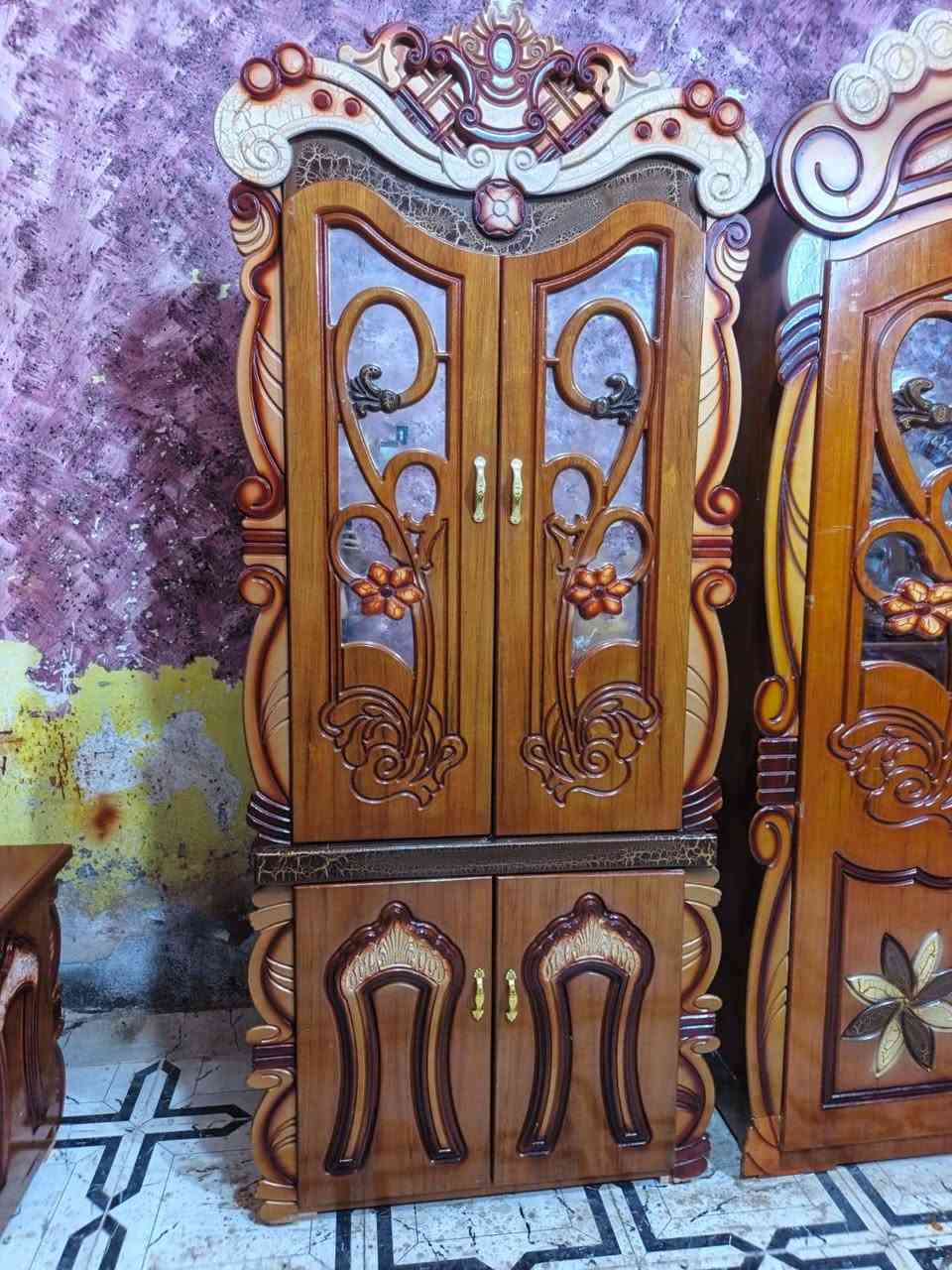 غرفة اخشاب ام السته نجاره جديده كلش السعر 650 مكان ناصريه ***********

