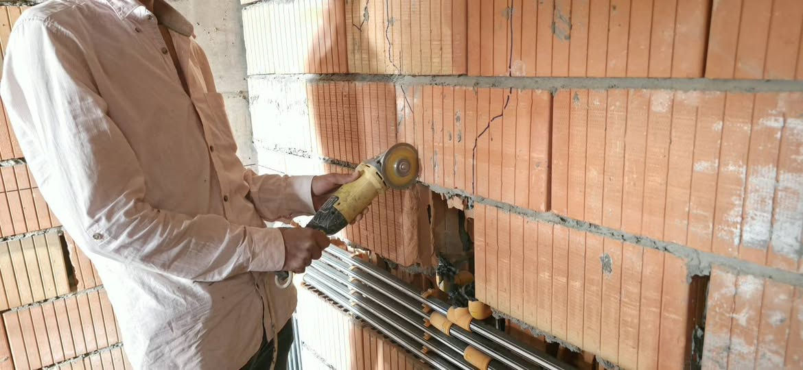 كهرباء • شبكات مياه • بعقوبة