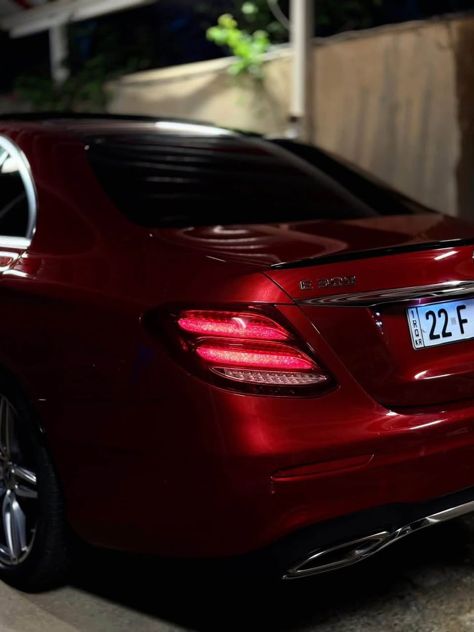 🔥 للبيع مرسيدس E300 AMG ألماني موديل 2020 🔥
للبيع سيارة نظيفة جداً ومعتنى بها بعناية فائقة، استخدام شخصي، بحالة ممتازة من الداخل والخارج.

✅ AMG Line أصلي
✅ موديل 2020 ألماني
✅ ماشية 130 ألف كم
✅ وكالة بالكامل بدون أي نقطة صبغ
✅ سقف بانوراما
✅دبل ماوس 
✅شاشة ديجتال متصله ٣ وضيعات عدادات ( سبورت - الافتراضي - متقدم ) 
✅اوتو بارك ( السيارة تركن نفسها ) 
✅اوتو ستارت ستوب 
✅ كاميرات 360 درجة
✅ رادار ومساعدات قيادة
✅ نظام التحذير والحماية الأمامي
✅ لايت Multibeam الذكي الأصلي
✅ إضاءة ترحيب عند فتح السيارة
✅ هيتر (تدفئة مقاعد)
✅ بصمة تشغيل ودخول ذكي
✅ شاشة كبيرة ونظام معلومات متطور
✅ أوضاع قيادة متعددة (Comfort / Sport / Sport+ / Individual)
✅ حساسات أمامية وخلفية
✅ مرايا كهربائية قابلة للطي
✅ ويلات AMG أصلية
✅ داخلية جلد وكنتارا مميزة و فاخرة
✅ تكييف ثنائي المناطق 
✅ Ambient Light إضاءة داخلية فاخرة
✅ ستيرن AMG متعدد الوظائف
✅ محرك وكير وشاصي بحالة ممتازة
✅ وضعية النطاق المريح … 
✅ قيادة ذاتية كاملة 
✅ تحديد مسار 
✅ مثبت سرعة 
✅ علامة مرسيدس رادار وهيتر الي هي اعلى فئة بالe 
✅ مري قلاب 
✅ تعتيم المري اوتو 

السيارة من أنظف سيارات السوق، والفحص بأي مكان يختاره المشتري.

💰 السعر: 345$ قابل للتفاوض بعد المعاينة.

📞 ***********

