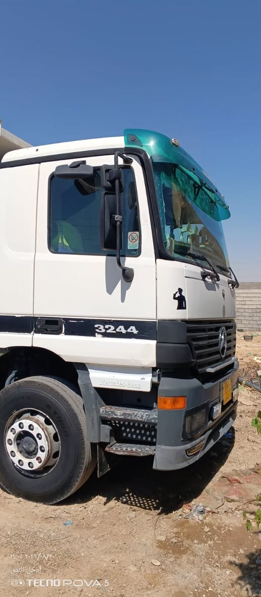 ACTROS 3244 
اكتروز عقرب 
موديل 2000
حجم 3244 
مجموعة نص جي اف 
رقم سليمانية 
جاهزة للعمل 
💰السعـر :اكتب تم ويوصلك برسالة✅  
وبيها مجال

***********
