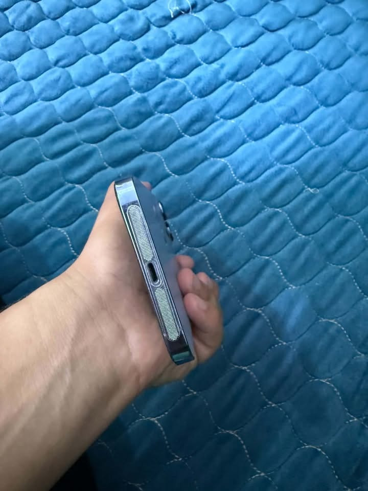 موبايل ايفون 13برو ماكس بطاريه 86بلادي وذاكره 256جهاز ما مفتوح بي برغي جهاز بلادي مكفول ونضيف كلشي ما مبدل بي رايده ب 650الاتصال ***********
