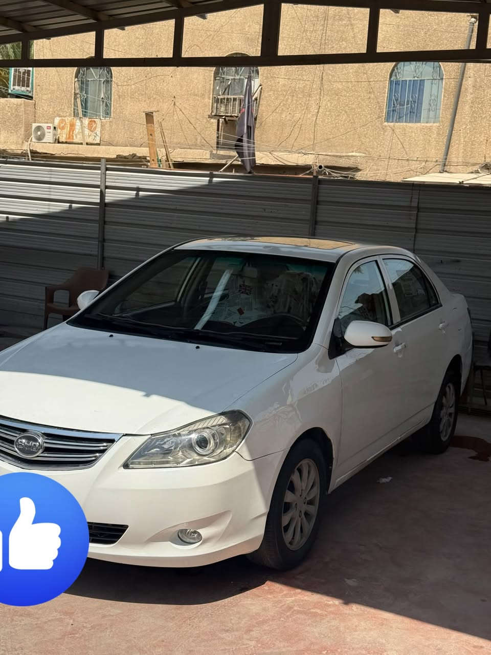 سلام  عليكم للبيع بي واي دي  جي اثري رقم بغداد انكليزي الجديد ٢٠١٣ سياره كامله وجاهزة مابيها اي نقص مكفوله بدون صبغ او ضربة او تبديل كير مكينه صدر أمامي خلفي كله تمام تخم تايربصمه تشغيل وأبواب وجنطه مكينه ١٨٠٠ كير أوتو داخل نظيف جداً كشنات جلد بلاد تحكم ستيرن فتحه كهرباء شاشه كامرا اشاير بلمري رسائل ترحيب حساس خلفي مكان السياره بغداد 
حي العامل قرب مسبح الرافدين موبايل ***********  
السعر 52$ وبيها مجال حك الجيه تحويل مباشر ثاني يوم
