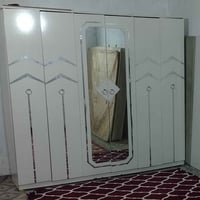 كنتور • ميز تواليت • مستعمل