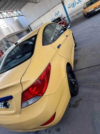 اكسنت امريكي • ٢٠١٣ • حادثه