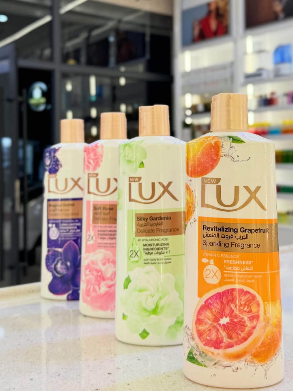 شاور جسم لوكس LUX الأصلي💯
سائل استحمام للجسم غني عن التعريف بعطره الرهيب
 الهادئ والثابت ويبقى ساعات بعد الاستحمام
🔹يتميز برائحة جملية جداً
🔹يعمل على ترطيب البشرة
🔹يعطي البشرة نعومة
🔹ينظّف الجسم بعمق

طوز خورماتو - مجاور مصور الجامعة📍
للحجز والاستفسار دايركت📬
***********
