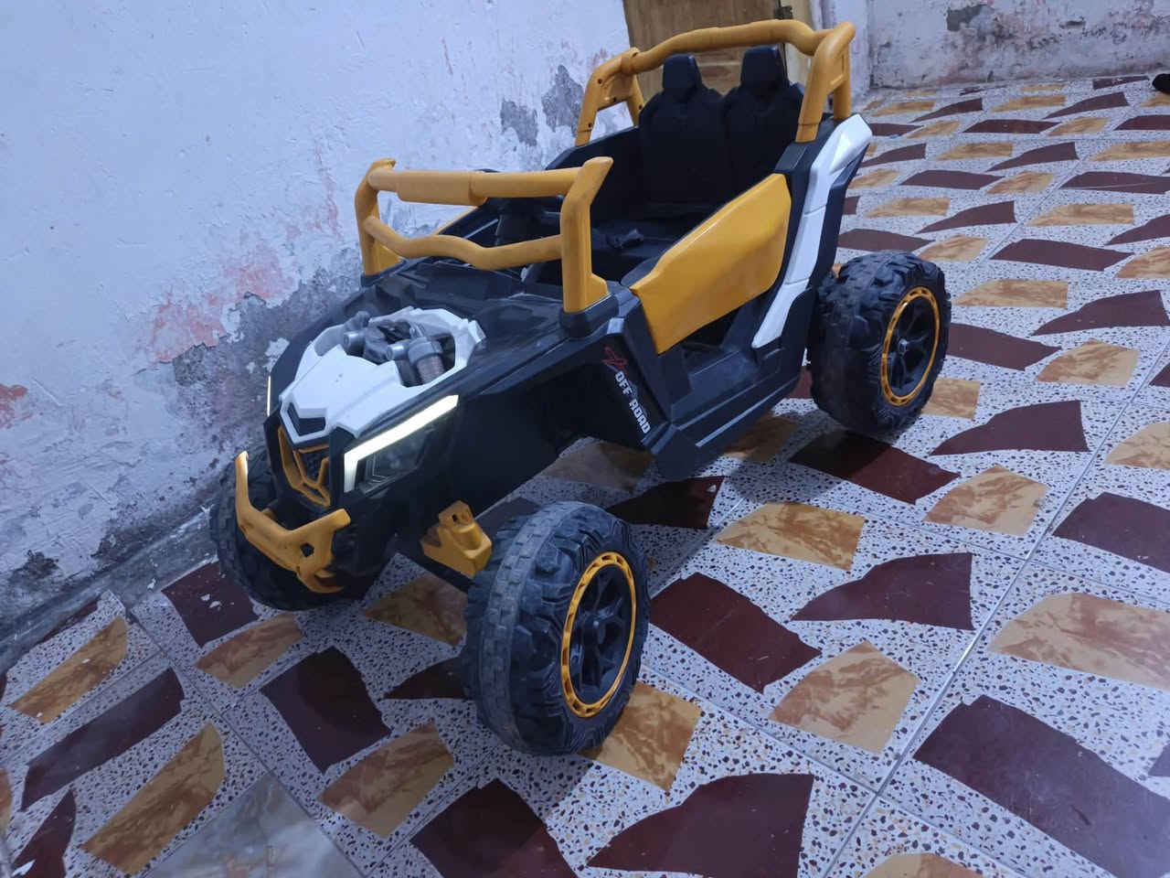 سيارة ريموت • بلازما 32 • ستلايت ابو إنترنت