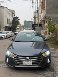 النترا 2018 كندي ضرر جاملغ وبنيد ولبنيد مبدل مبلادي نفس الون  محرك 200...