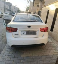 سيراتو بيضاء • ٢٠١٢ • رقم بغداد