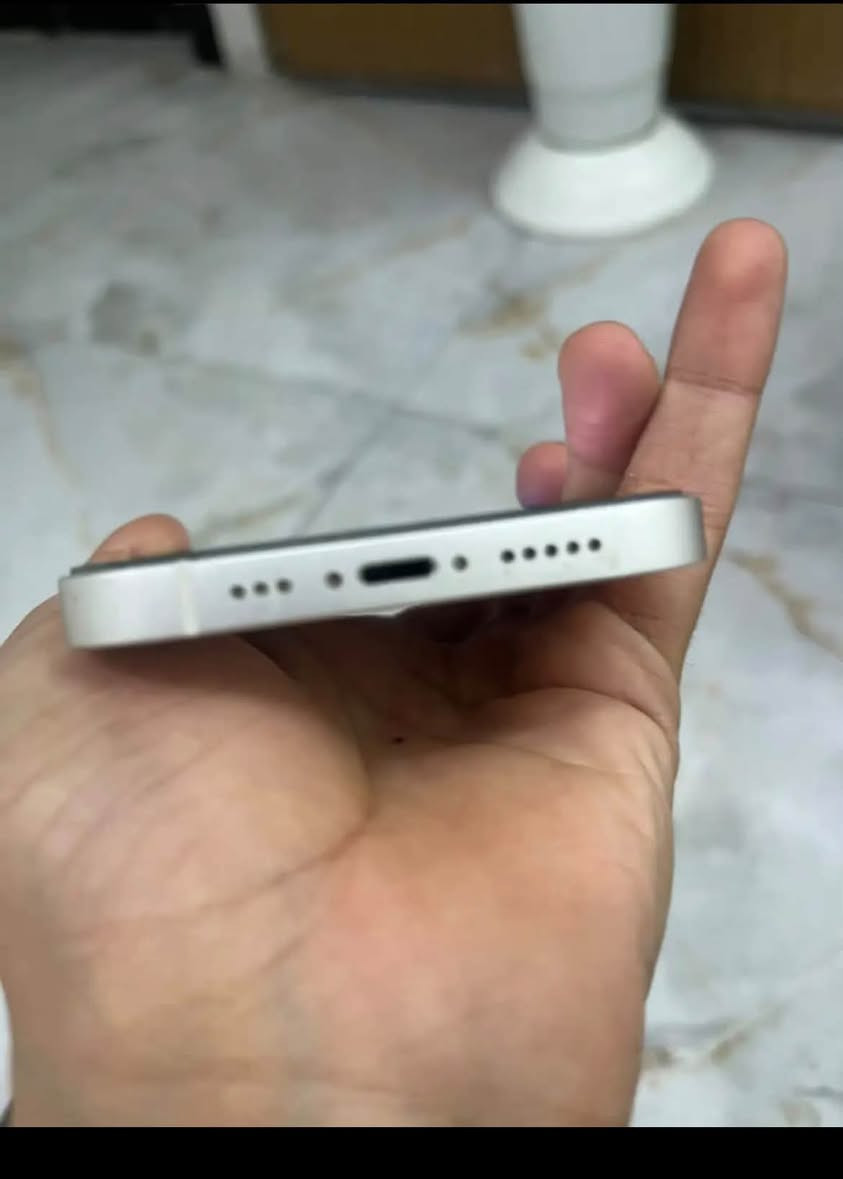 سلام عليكم آيفون لبيع 13عادي📱 نظيف 💯والله بي كسر بل ضهر موظح ماستر شرق اوسط وتر برو ذاكره 128بطاريه 86 كله بلادي جهاز مداخل صيانه 🚫 كأمره حلوه  لوان البيظ مكاني بغداد حي اور 600📍سعر 425 رقم *********** مآبي وتساب فقط اتصالات

نص مكتوب في الصور:
- ٢:٥٠ حول الاسم iPhone إصدار iOS 26.6.2 اسم الطراز iPhone 13 رقم الطراز MLPG3AA/A الرقم التسلسلي GQTH0XRDWP انتهت صلاحية التغطية الأغاني الفيديوهات ٣٠ الصور ١٠٣ التطبيقات ٨ السعة ١٢٨ غ.ب. متوفرة ١٠٢ غ.ب.