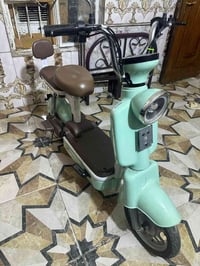 شحن • جديده • ٤ بطاريات