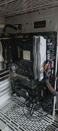 R5 2600 • B450 Tomahawk • SSD 240