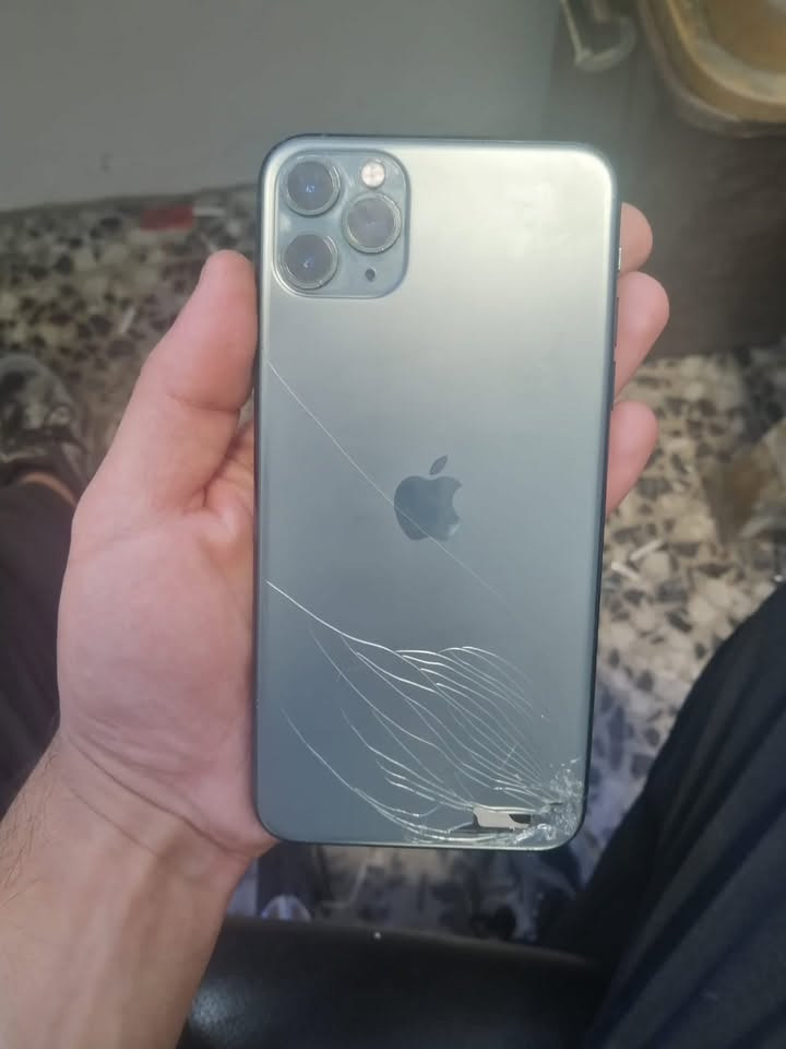 آيفون ١١ برو ماكس • ٢٥٦ • بطارية ٩٤٪