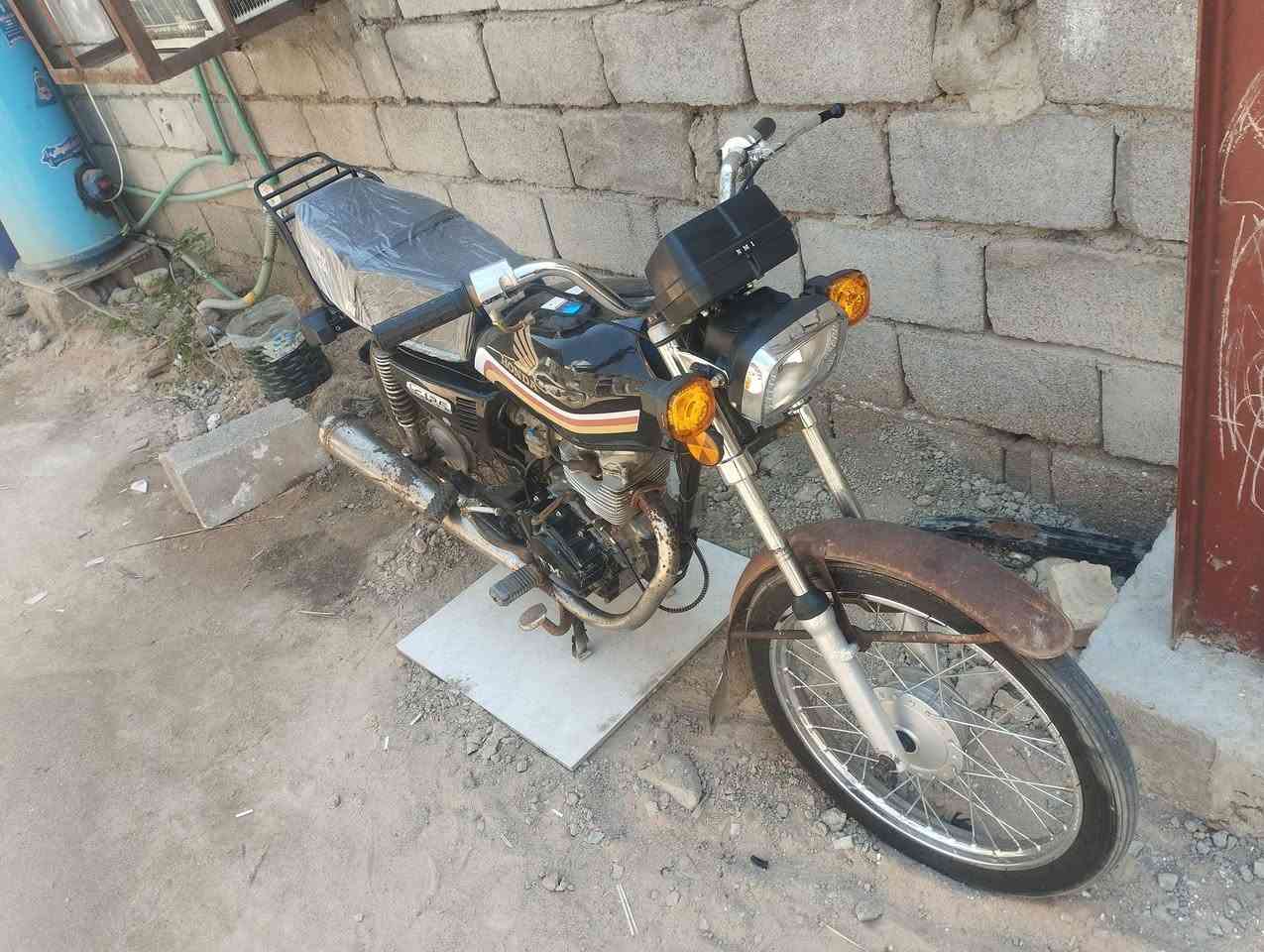 دراجه للبيع فول فول او جاري الترتيب عليهه السعر 515 او بيها مجال الرقم ***********
