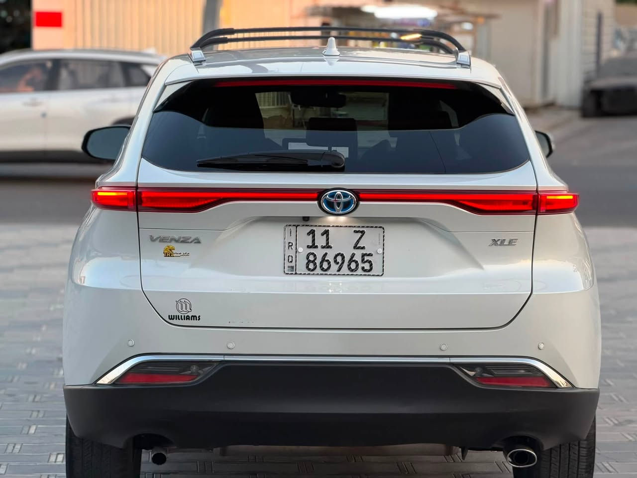 ياالله
السلام عليكم تيوتا فينزا 2024 هايبرد وارد امريكي 
 الفئة: Toyota Venza XLE 2024 2.5L
          حجم المكينه :2500 
المسافه المقطوعه : 10 الف ميل  
           حالة الايرباك : برده
الضرر : صبغ باب وجاملغ خلفي يسرا موضح بالصور

#مواصفاتها 
1.شاشه 
2. قياده ذاتيه
3.كشن السايق ميمري 
4.كشنات كهرباء
5.هندبريك بصمه
6.كشنات جلد
7.ثلاث وضعيات قياده
8.حساسات خلفيه امامي 
9.صندوك كهرباء
10.رادرات جانبيه
11.رادار امامي
12.هيترات بالكشنات 
13.بصمه
14.بصمة ابواب
15.اشاير بالمري
16. ويل كب

 

#السعر 260 مرقم بغداد وبيها مجال  
تفاصيل اكثر هذا رقمي *********** تحياتي 
مكان السياره بغداد
