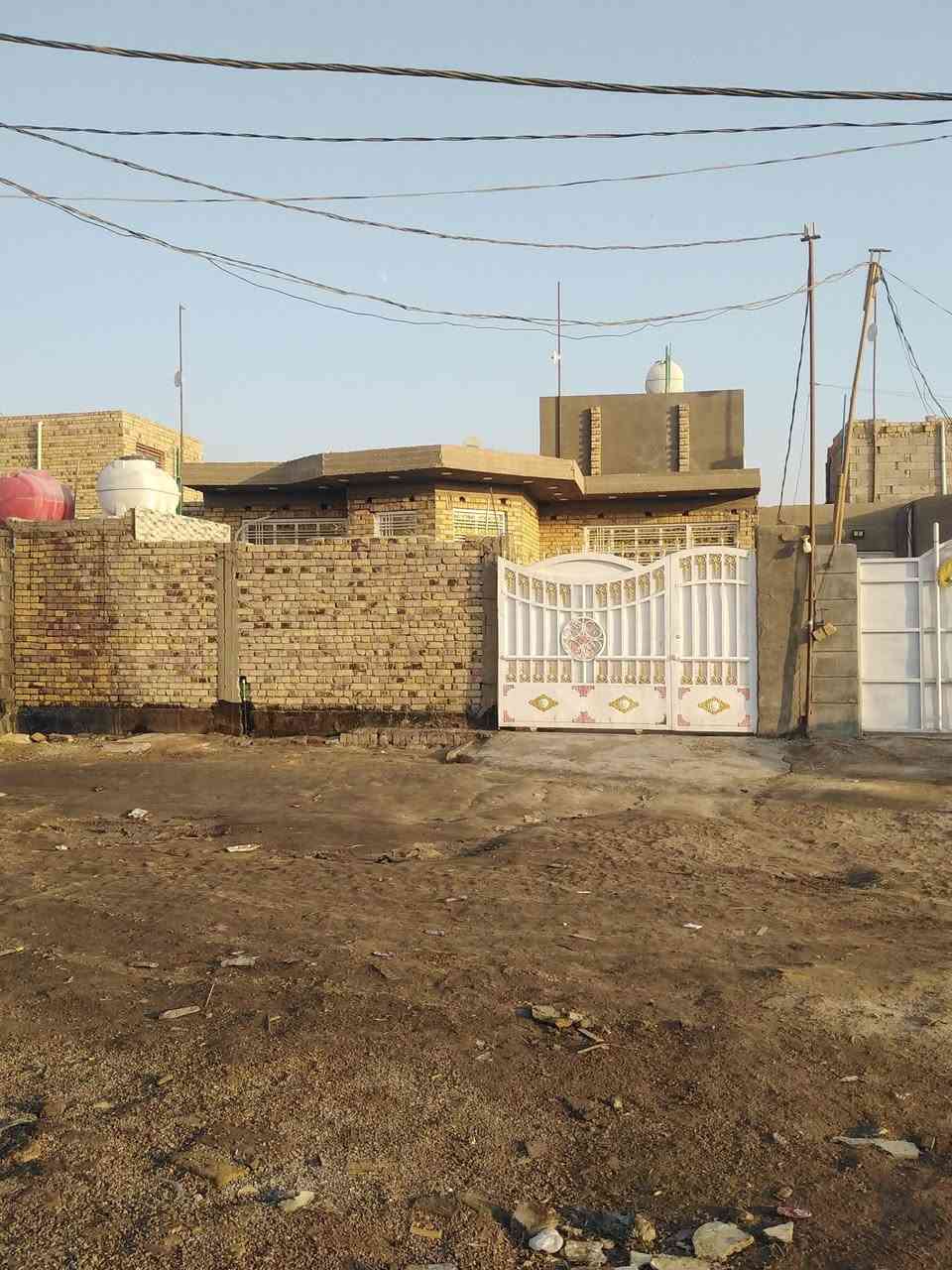 الديوانية حي الجامعة • بيت زراعي • ٢٣٠م