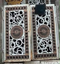 باب مستعمل • ٢م×٢٫٢٠م • كربلاء