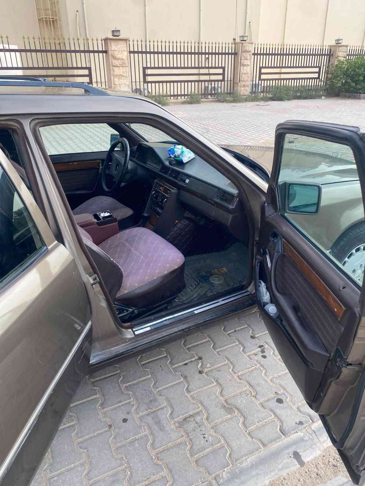 مرسيدس • ١٩٩٠ • مكينة جاهزة