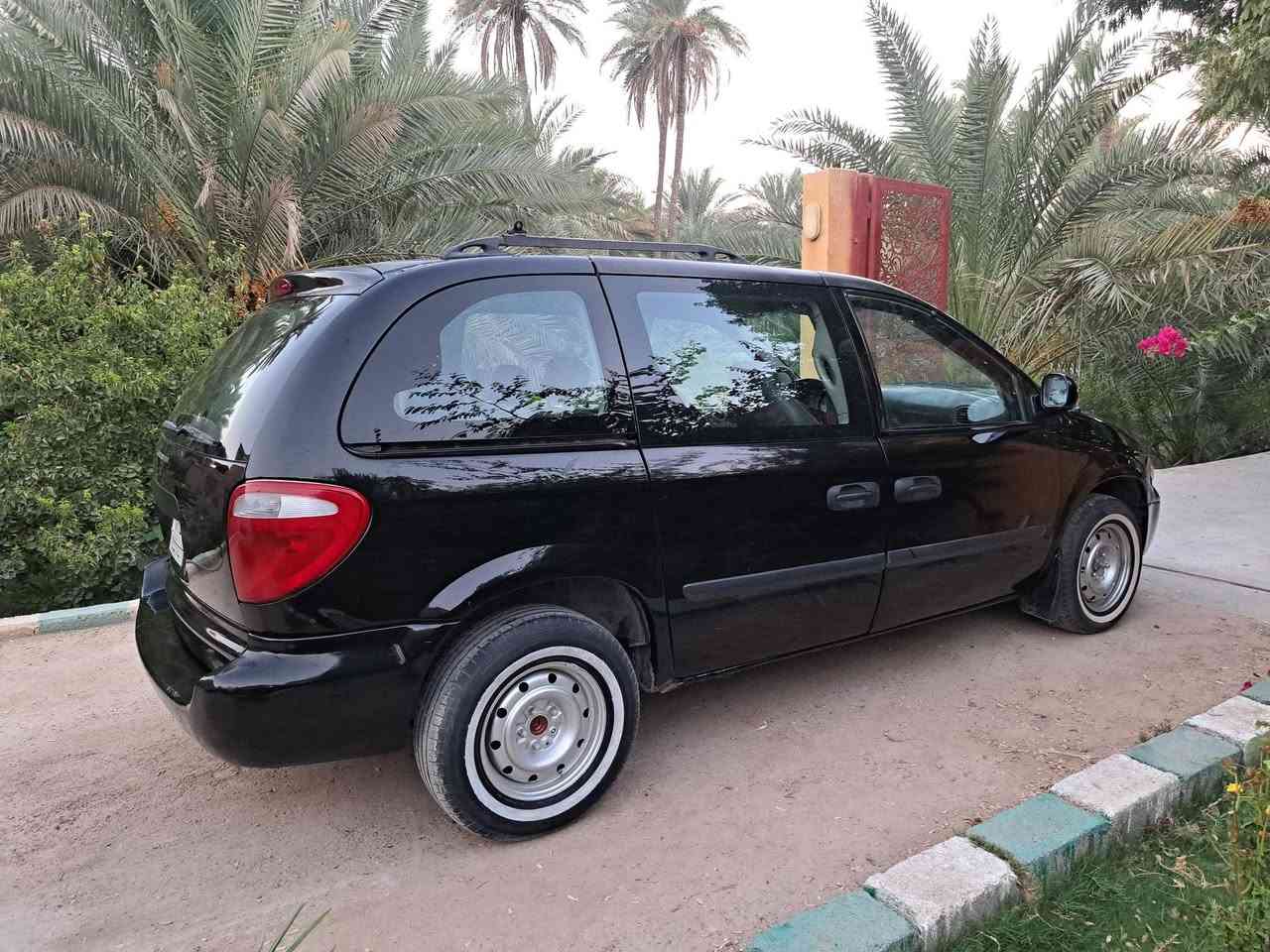 دوج كرفان ٧ راكب رقم بغداد سنوية لل٢٨ تحويل ثاني موديل 2005 تبريد 
ثلج🧊 مكينة وكير جدد 3,300 [V6]
حدادية جديدة دواخل جديدة كهربائيات 
عامة شغاله  كيجات كلهن شغالات ماسحه خلفيه شغاله لايت زينون تخم تاير 
ترايها حلو وسريعة سعرها مناسب 
للمشتري ٦٠ وبيها مجال قليل مكاني 
كربلاء حسينية ***********
