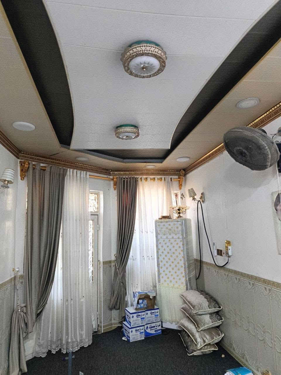 السلام عليكم دار 100 متر  طابقين للبيع الطابق الاول الاساس صب بناء طابوك  سقف صب يحتوي  على  استقبال صالة و مطبخ و صحيات الداخلية وخارجية و الطابق الثاني البناء طابوك سقف عكاده يحتوي على غرفه وصاله بناء مال جناي او متعوب عليه
السلام عليكم 
دار 100 متر  طابقين للبيع الطابق الاول الاساس صب بناء طابوك  سقف صب يحتوي  على  استقبال صالة و مطبخ و صحيات الداخلية وخارجية و الطابق الثاني البناء طابوك سقف عكاده يحتوي على غرفه وصاله بناء مال جناي او متعوب عليه
سعر الدار (50)مليون   وبي مجال

 العنوان :البراكية/ شارع المطار القديم /الفرع المقابيل صيدليه صفا  
***********
***********
