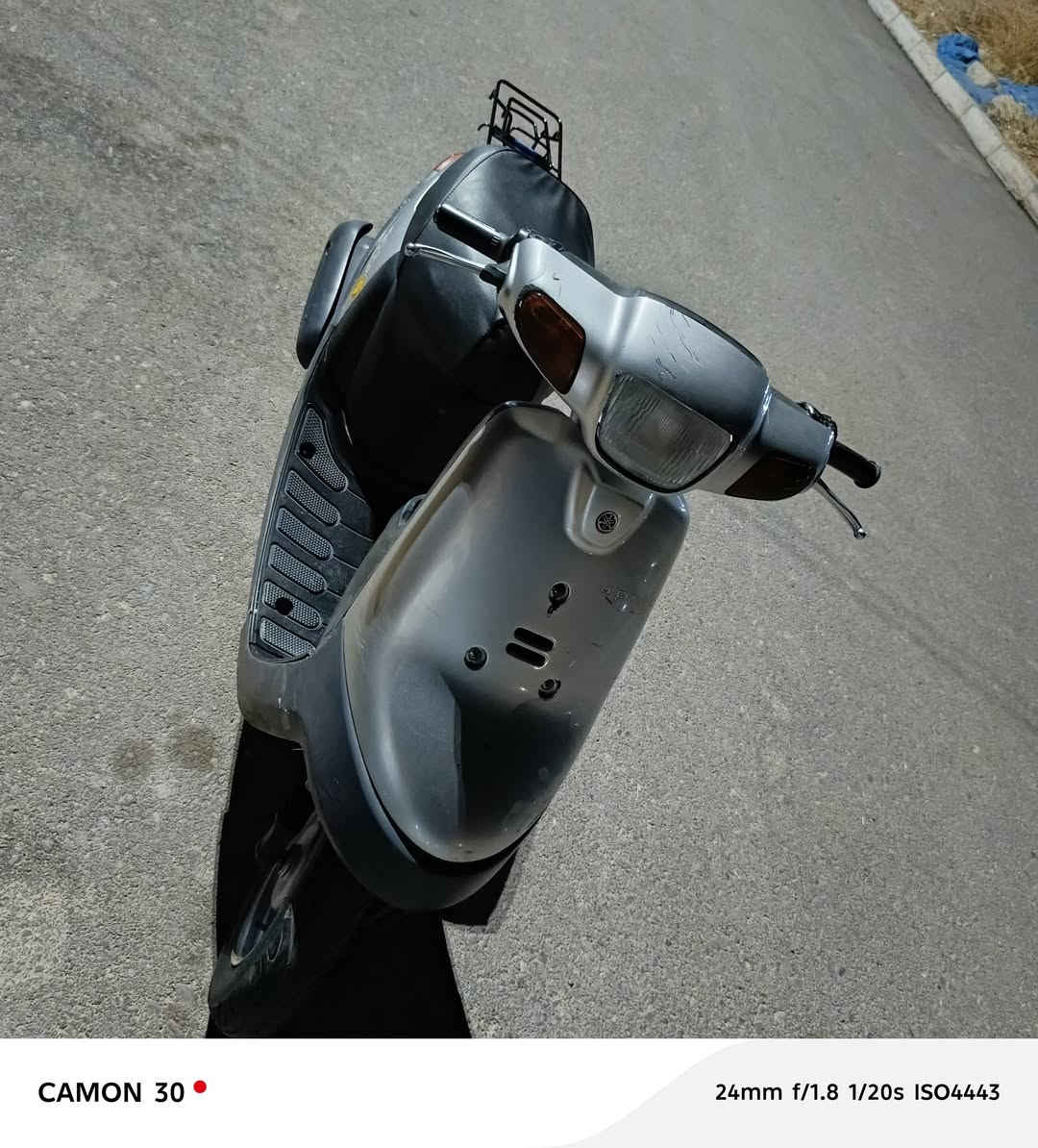 للبيع دراجه النوع بوتين دبل سكريته وقفل اكسن السلف ما يشتغل  وبي ونه بل اكسن شلعه ومعدل السعر 350 وبي مجال للطيبين مكاني برطله للاستفسار ***********
