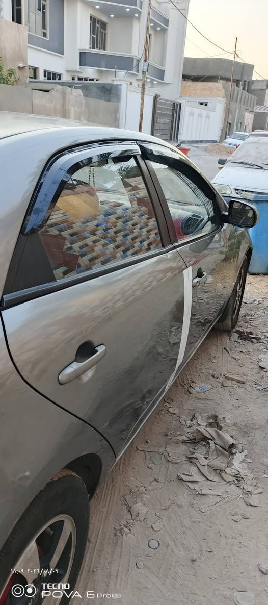 السلام عليكم .... 
للبيع فقط كيا سيراتو موديل 2012 وارد خليجي محرك جديد1600 دوش 6 گير ويل كب شاشه ايباد رقم بغداد انگليزي بأسمي شخصياً اسوي وياك عقد مروري مباشرتاً  هزه جديده ما ساقطه 
مكفوله كفاله عامه من الصبغ و التبديل فقط بارد قليل تخم تاير جديد حداديه جديده تبريد شغال تتفاه شغاله كهربائياتهه كلهه شغاله دوشمه جديده كاليه م دوشمه جلد مع الصندوق بدون أي جراد شرط تفحص بلسونار
السعر /90$ و بيهه مجال قليل 
للاستفسار على الرقم فقط /***********
العنوان / بابل محاويل وبلخدمه للشراي
