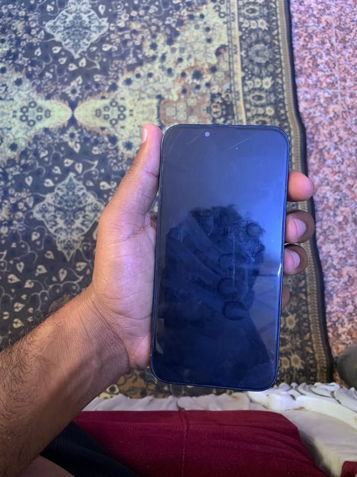 جهاز ايفون 13عادي جهاز كفاله بطاريته ٩٢
يرهم مراوس وهذا رقمي ***********
