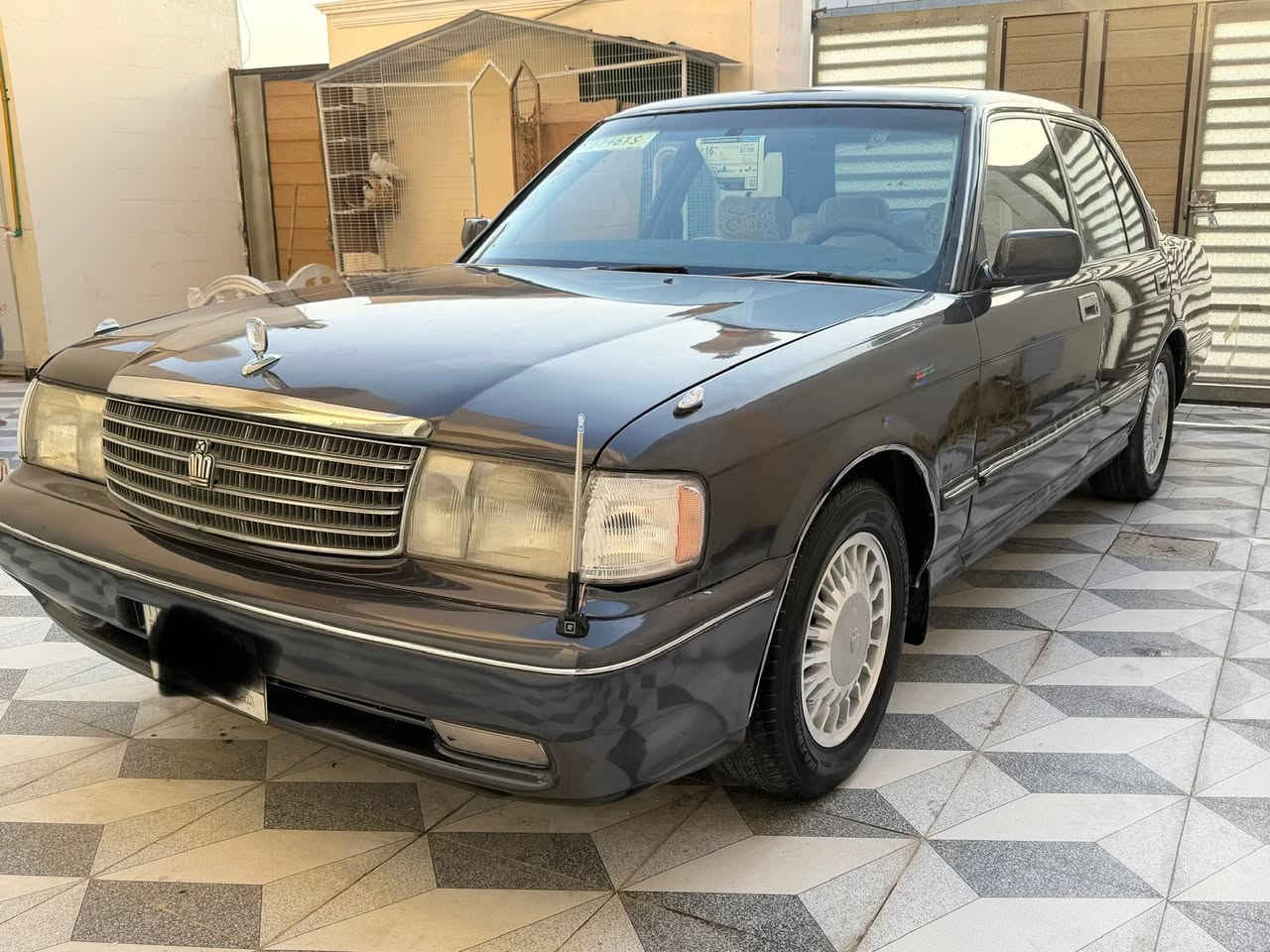 يا الله السلام عليكم للبيع سيارة ارنب موديل ١٩٩٥ طويل رقم بصره (أ)مشروع وطني تحويل مباشر سيارة كفالة من الكص والنقل والضربة القويه مكينة وكير كفالة حدادة  .💯 💯تبريد  ثلج  خلفيه  كشنات كهـربائيه سنتر لوك سيارة جاهزة طخم تاير ويلكب جديد كهربائيات كلها شغالة العنوان البصرة الزبير
السعر 49 الشراي يتصل رقم الهاتف***********
