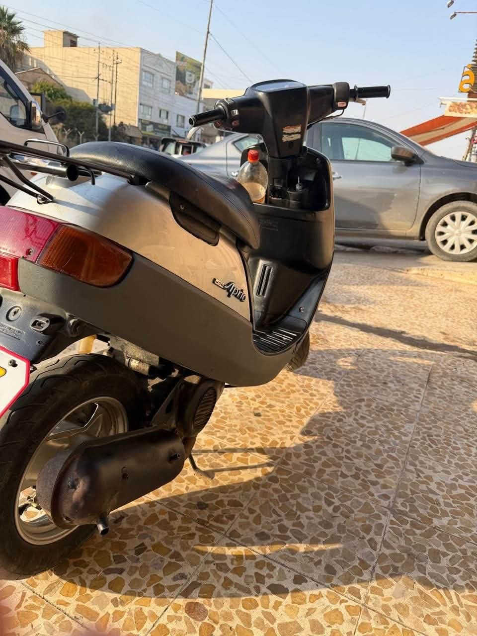 ماطور بوتين للبيع ماطور نضيف تحريكة ونعومة وشلعة الماطور ما يعوزو كلشي نضافة كدام العين كفرات اصلية وتايات جدد ماطور فولل السعر 275 عنواني الموصل ايسر حي الحدباء رقم هاتف ***********
