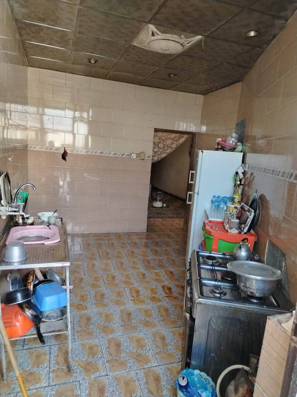 مشتمل للبيع الجبيريه الثالثه  مساحه 125 متر شارع 15 
عالي عن الشارع بسعر ارض البيت راهم بس يحتاج صبغ 
سعره ٤٠ مليون 
***********
***********
