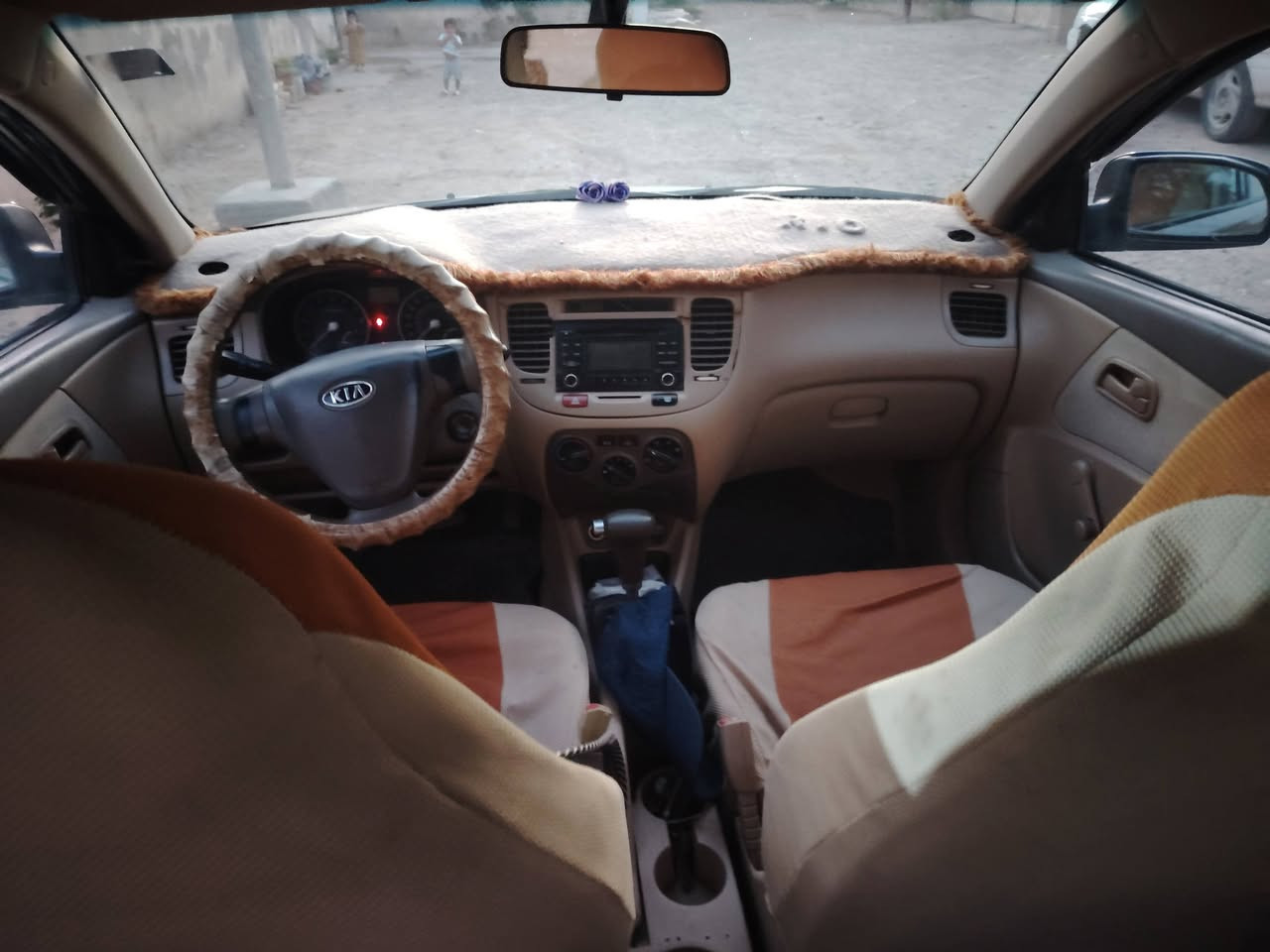 السلام عليكم
كيا ريو خليجي موديل ٢٠٠٨ مكينه حجم ١٦٠٠ مكفولة من جميع النواحي
 السعر ٧٢ وبيها مجال أن شاء
 إتصال ***********
