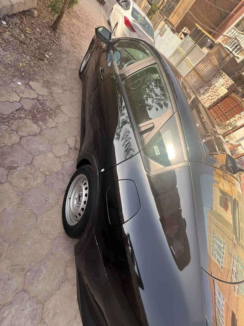 السلام عليكم كيا K4 موديل 2025 لون اسود 
رقم بغداد داخلة بكتاب شهداء بعد الها سنة وشهرين يخلص الحظر مالتها اسوي وكالة 
سيارة ماشيه 49 الف حقيقي
سيارة تحتوي على سايد بريك دكمة
اوتو هولد 
مكينة 2000 دوش
بصمة تشغيل 
مثبت سرعة
مانع انزلاق
رادارات جانية وامامية وخلفية 
سيارة جديدة ونظيفة ومامتعوبة 
حادثها مرفق بالصور بامريكا
مكاني بغداد حي اور 
الشراي يتصل ***********
السعر 145 وبيها مجال
