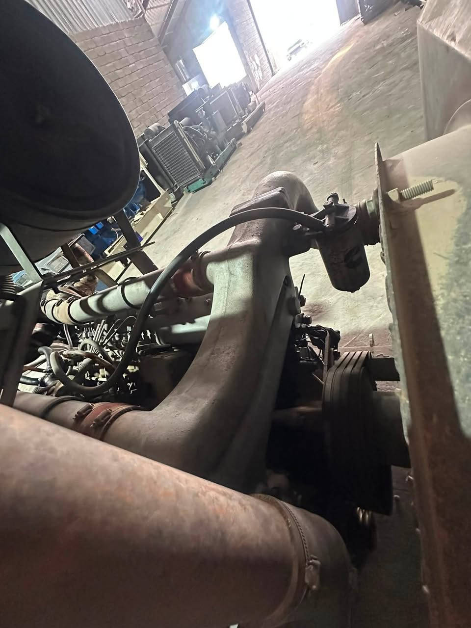 دايو دوسان اصلي
10سلندر 
450kva
تاخذها بشرط الحمل 
العنوان اربيل الصناعة الجنوبية 
***********
