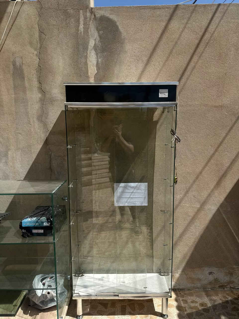 السلام عليكم غراض محل للبيع استخدام شي قليل موقع موصل
الفاترينا العامودية 175 الف 

الفاترينا السطحية 175 الف

الميز المكتبي  65 الف 

عارضة نظارات 55 الف 

الموقع موصل حي المصارف 

للاستفسار الاتصال على الرقم 
***********

