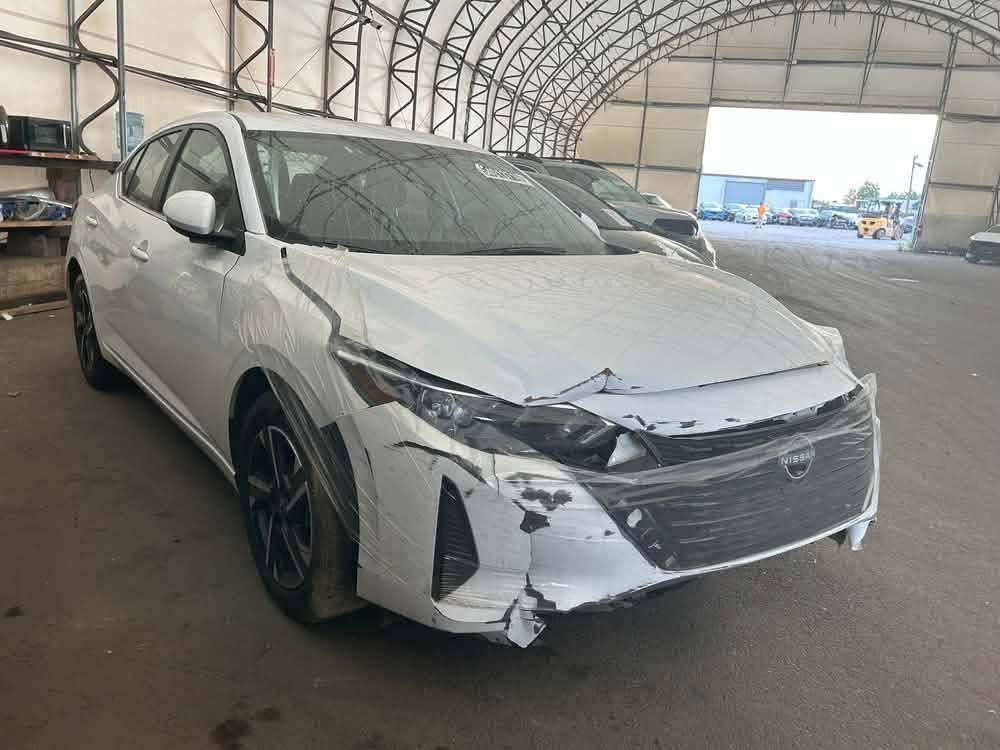السلام عليكم اخوتي
Nissan sentra 2025 sv
فول مواصفات عدا فتحه
رادار امامي
رادار خلفي + حساسات
ابل كار بلي
نظام النقطه العمياء
كاميرا خلفية
عداد ديجتال
ستيرن تحكم جهتين
بحالة الوكالة ماشية ١٧ الف   صبغ حافة البنيد فقط ع كدها  ومبدل دعامية امامية وصابغها وغراضها القديمة موجودة
كل غراضها الاصلية  وما مفتوح بيها شي
السياره تراي زيرو
مكاني الكرادة
السعر 150 ورقة بدون رقم
***********  نورالدين
