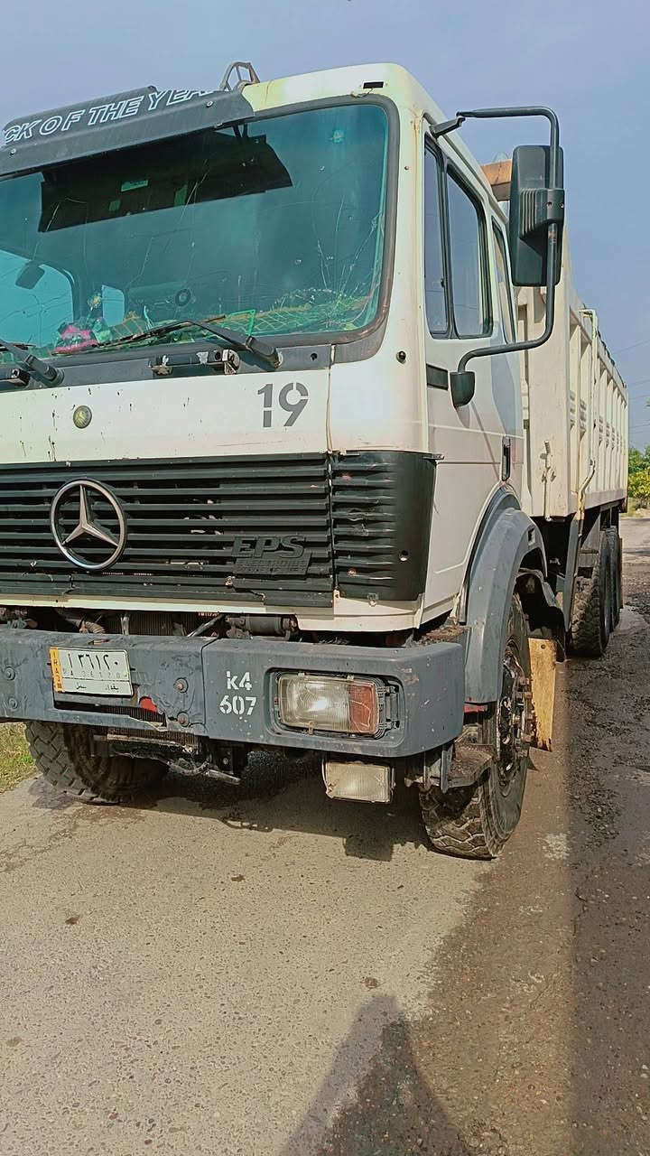 البي للبيع موديل85 محدثه كرواتي مكينه 28 نضيفه كير 160 مجموعه  البي نضيفه تخم تاير تبريد ثلج دوشمه جديده سياره جاهزه للعمل***********...رجأءً الموشراي لا يتصل ما متواجد ع الخاص
