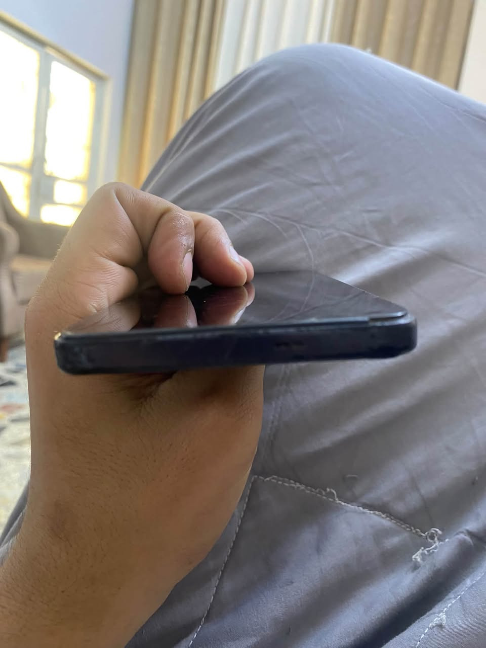 سمارت 10 • ١٢٨ • شاشه مكسوره