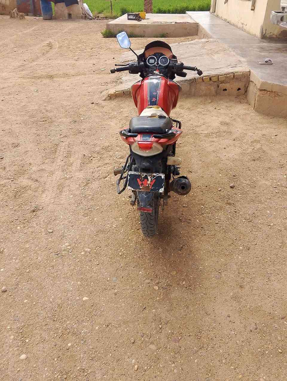 اباتشي • ٢١٥ • ٢٠٠