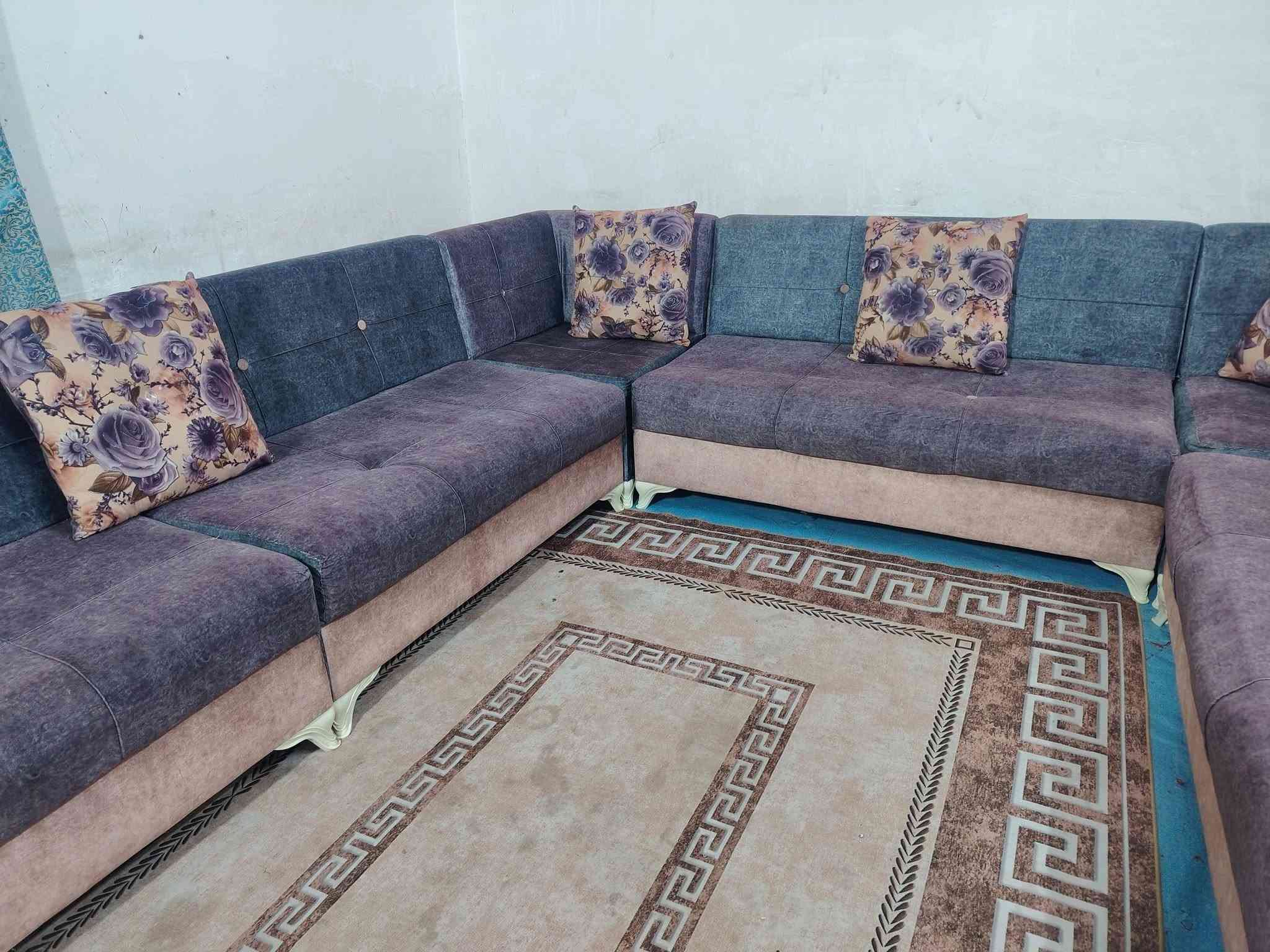 ديوان تركي • ٢٠مقعد • كلش نضيف