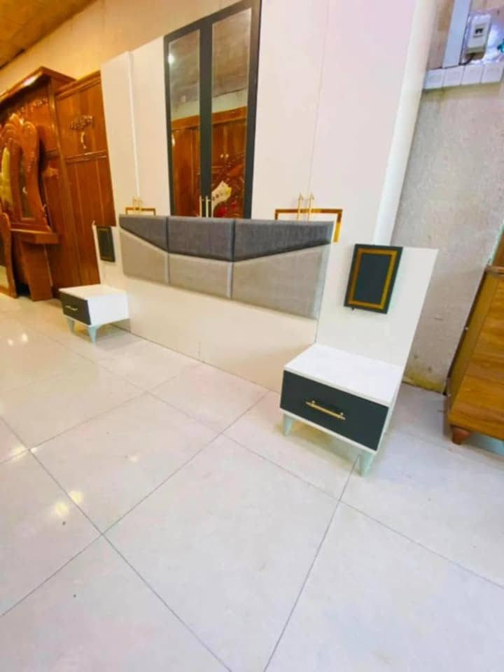 سلام عليكم غرفه للبيع السعر 500وبيها مجال تواصل ***********
