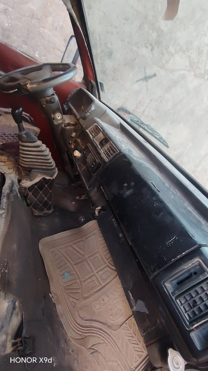 السلام عليكم كيه بسته للبيع مديل 93 تخم تاير مكينه مكفوله كير مكفول وشرط التحويل رقم جديد سنويه جديده من لاخير كله جديد كبل للشارع سياره خير من الله السعر 30 وبيهة مجال بسيط رقم تليفوني بي واتساب ***********
