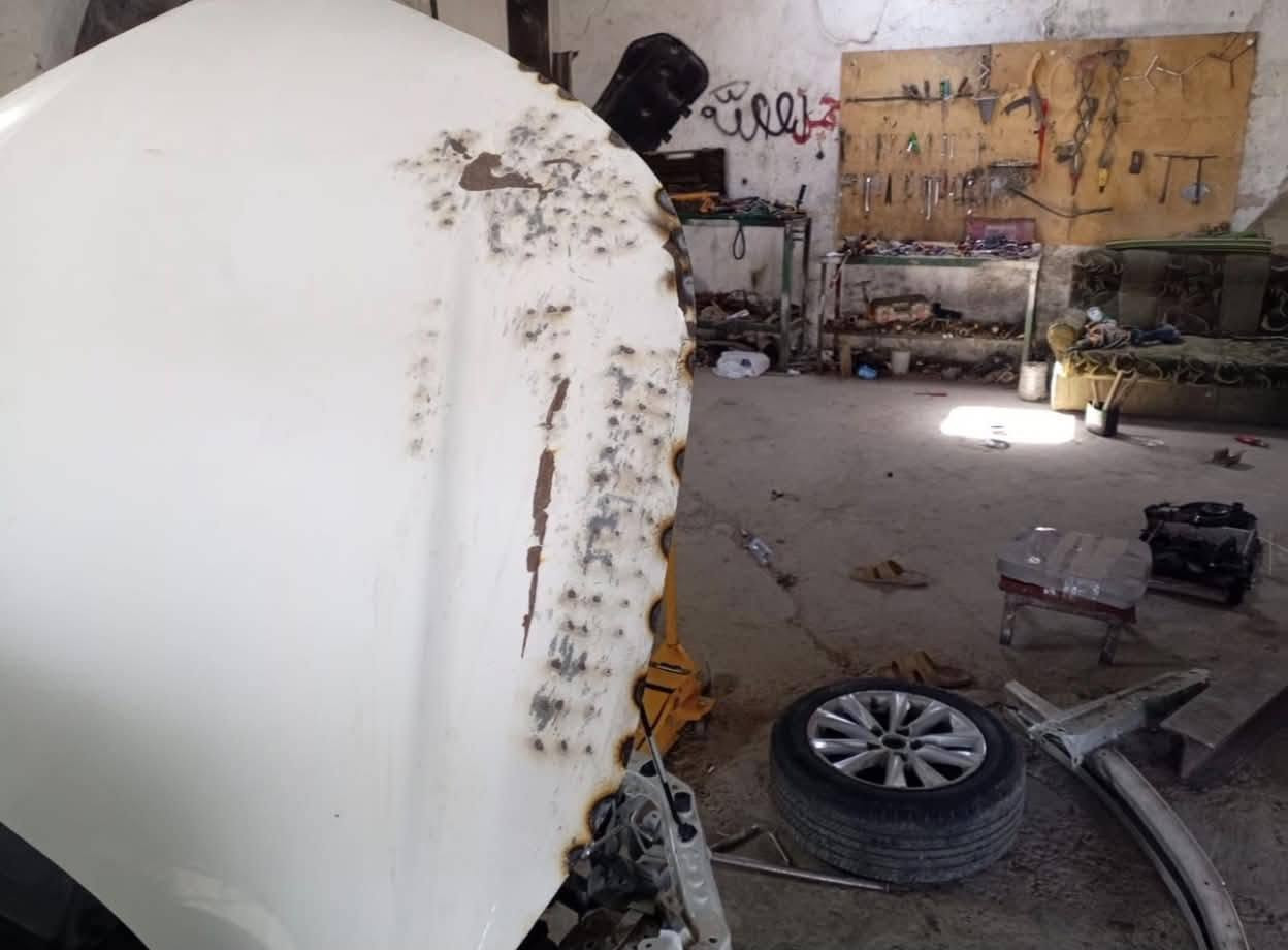 السلام عليكم 
للبيع او مراوس 
كورلا هايبرد ساز موديل 2023 
فول عدا فتحة مواصفات ساز معروفة 
تثبيت مسار 
توقف ذاتي 
مثبت سرعة 
شاشة كار بلي
سيارة بيها اربع قطع باب وبنيد وبنيد (صورة بالمنشور) 
باب عكس سايق الورة وبيها باردات كلش خفيف
ماشية ١٠٠ كيلو 
مكان ديالى او بغداد 
رقم هاتف 
***********
سعر ١٤٠ وبيها مجال بسيط

نص مكتوب في الصور:
- UNIVERSITY OF BAGHDAD Al-Jadriya, Iraq