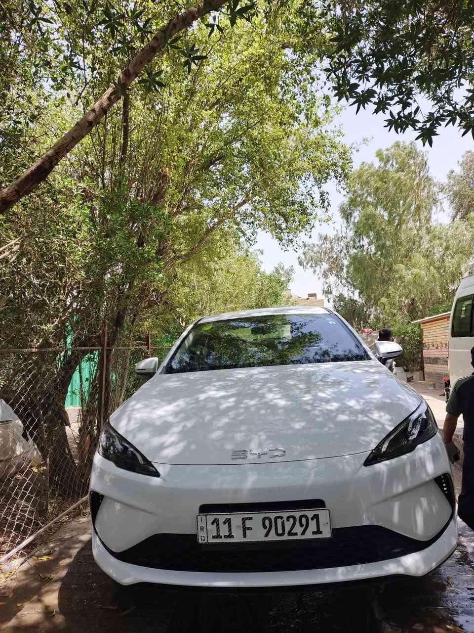 اخوان Byd Seal 5 2025
سيارة ماشية 11 الف عالمحرك المجموع الكلي 21،000 كم رقم بغداد باسمي كير محرك منظومة هايبرد كفالة عامة  
سيارة مكفولة من الصبغ بيها شخط بسيط اسفل باب السائق وبيها بارد خفيف بصندوق الجنطة
 للبيع فقط السعر 20مليون
 عنواني بغداد-الغزالية
*********** واتساب
*********** اتصال عادي
