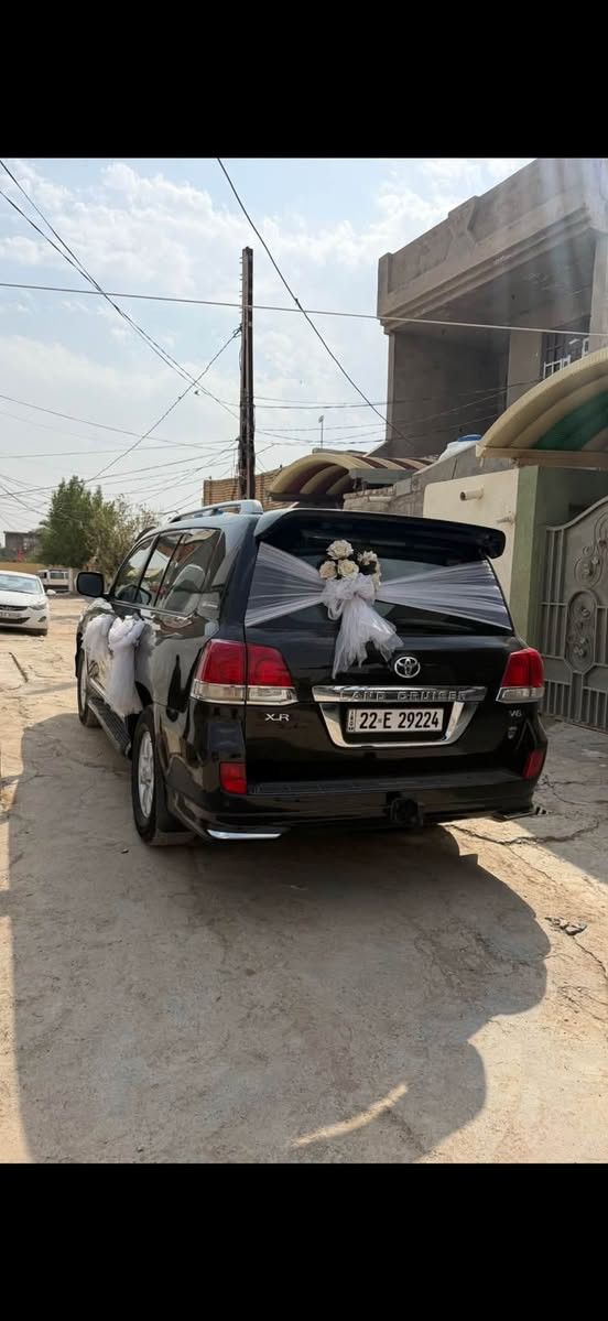 لاندكروزر ستينية • ٢٠١١ • ماشية ٢٣٠الف